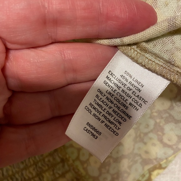 BP size medium linen and rayon crop blouse - Picture 5 of 6